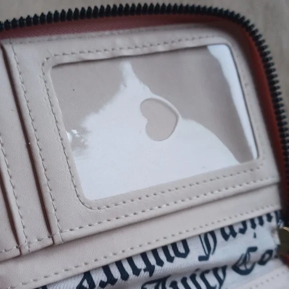 Juicy Couture  Wallet - Picture 8 of 16